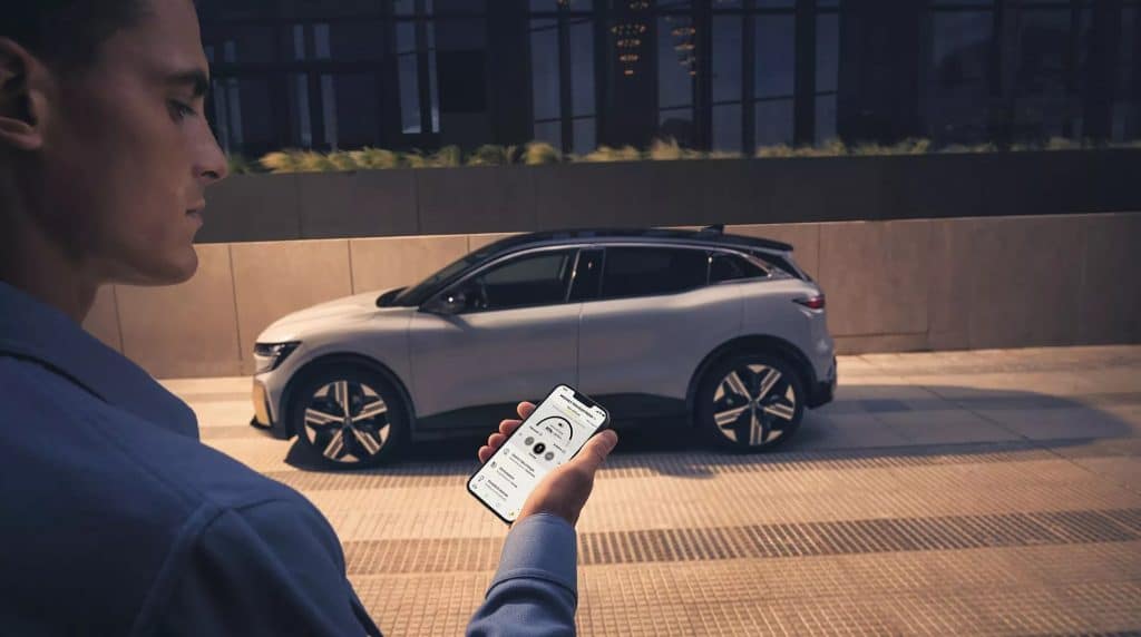 Renault Megane e-Tech App | Elettronauti.it