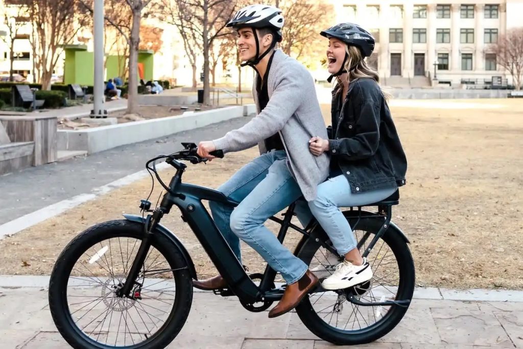 Caro carburanti: le e-bike sono la soluzione più economica | Elettronauti.it