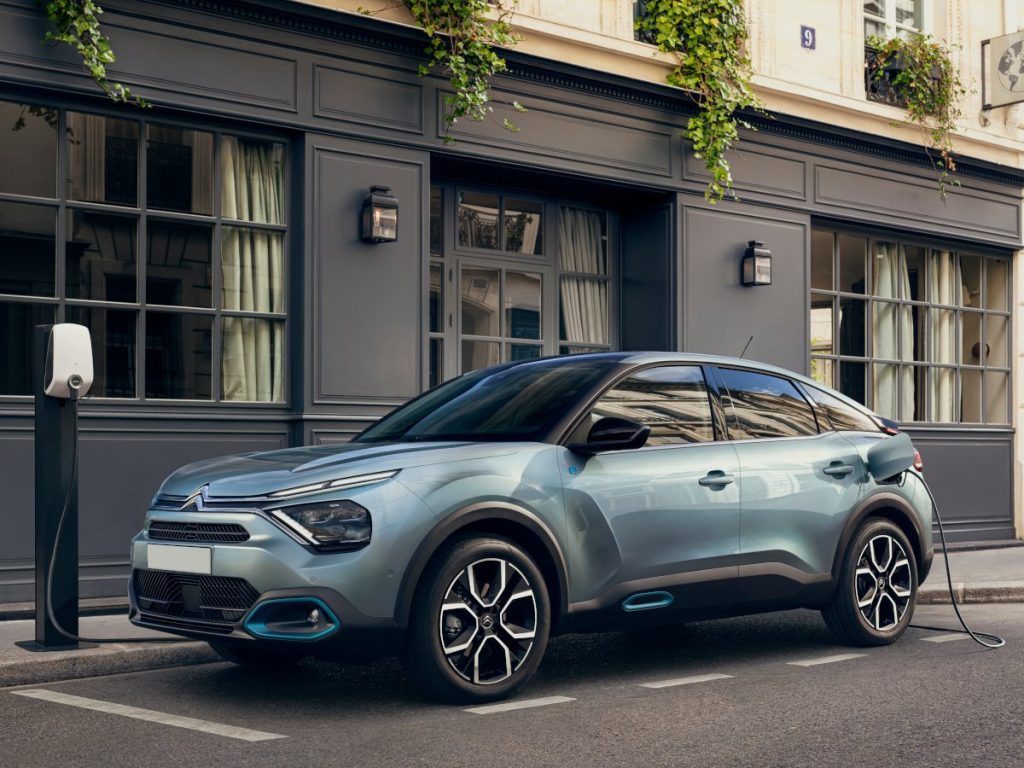 Rispondiamo agli Elettronauti | Carmelo e i problemi con la sua Citroen e-C4 | Elettronauti.it