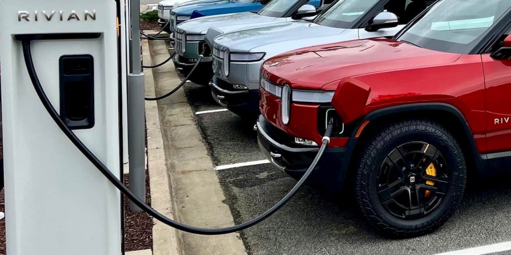 Ecco come Rivian utilizza il software per superare i rivali dei veicoli elettrici | Elettronauti.it