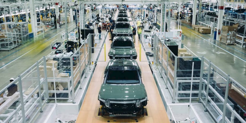 Il CEO di Rivian (RIVN) afferma che l'R2 sarà il suo momento Tesla Model 3, perché sono necessari EV più convenienti | Elettronauti.it