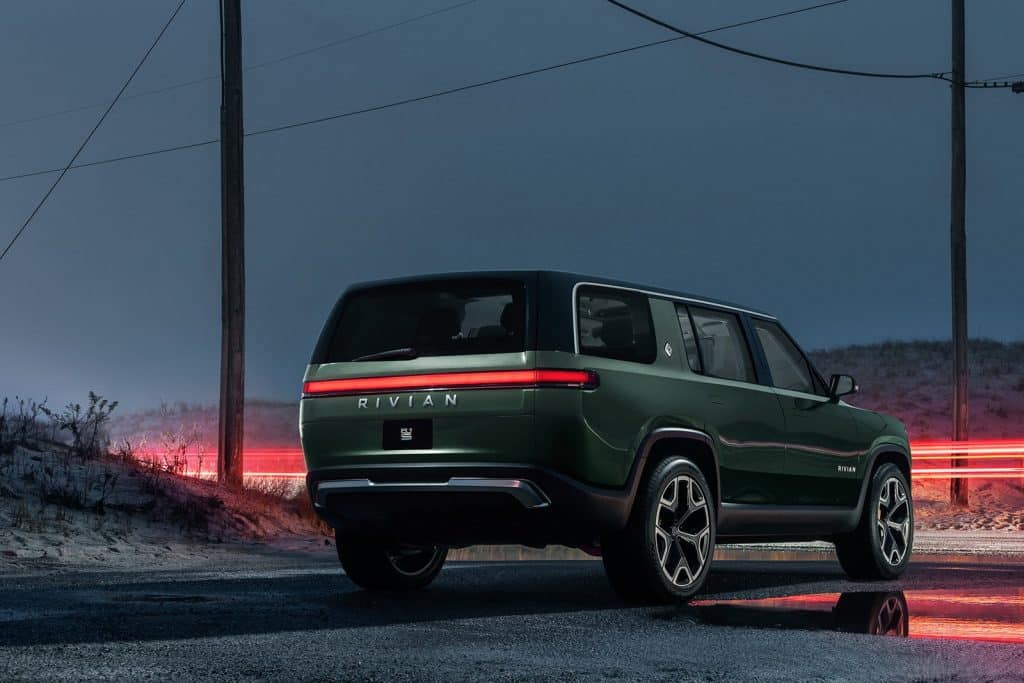 Rivian R1S Verde Posteriore | Elettronauti.it