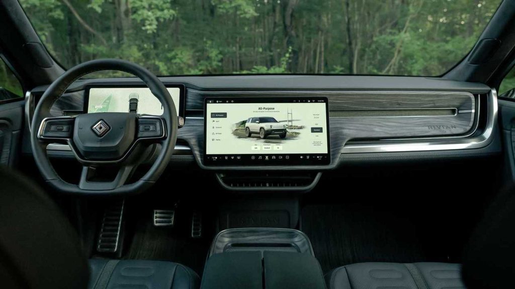 Dashboard del SUV Rivian R1S | Elettronauti.it