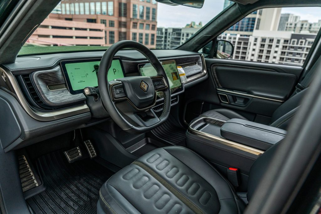 Rivian R1T trasformata in una bestia off-road da 850 CV pronta per l'Apocalisse | Elettronauti.it