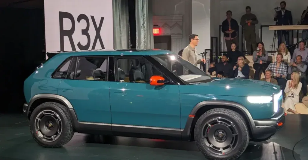 rivian r3 e r3x dal vivo | Elettronauti.it