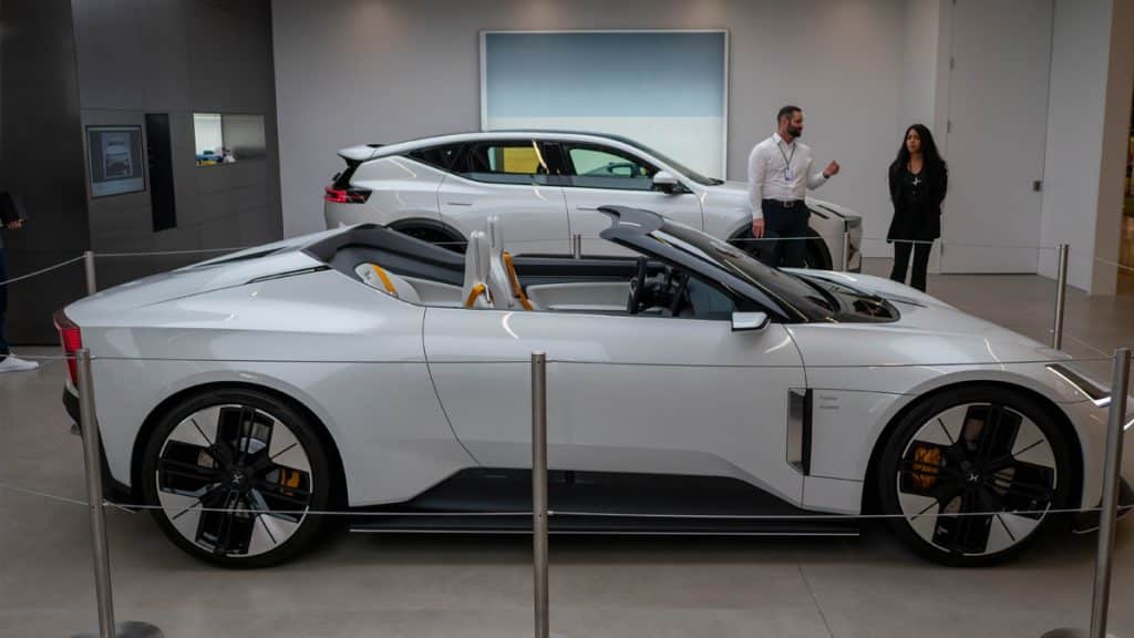 Uno sguardo più da vicino al Polestar 3 e 6 al nuovo South Coast Plaza 'Space' | Elettronauti.it