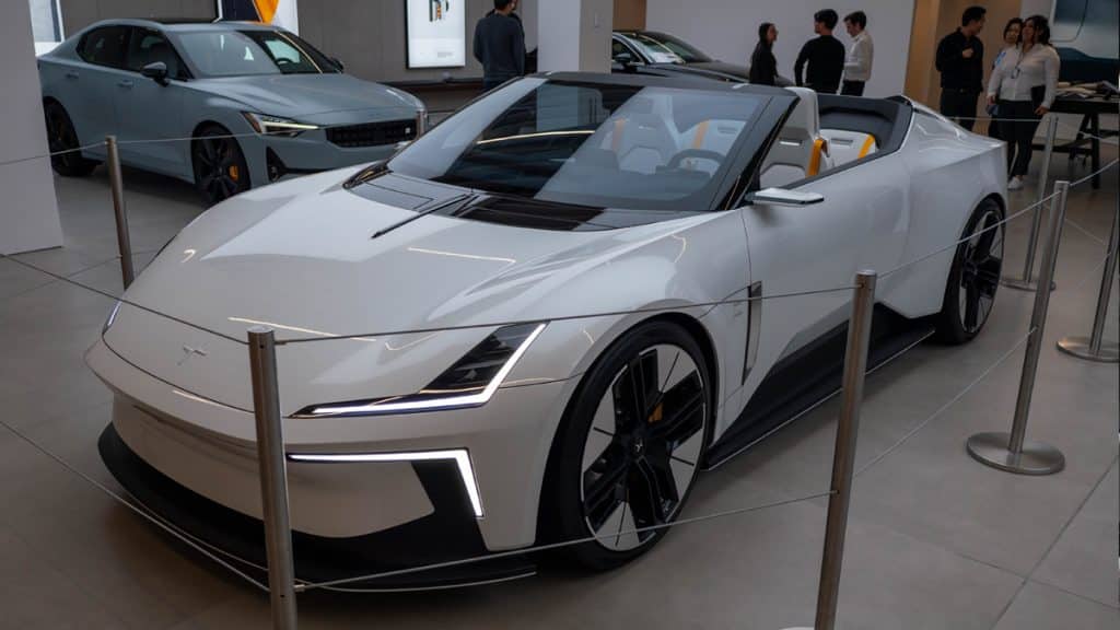 Uno sguardo più da vicino al Polestar 3 e 6 al nuovo South Coast Plaza 'Space' | Elettronauti.it