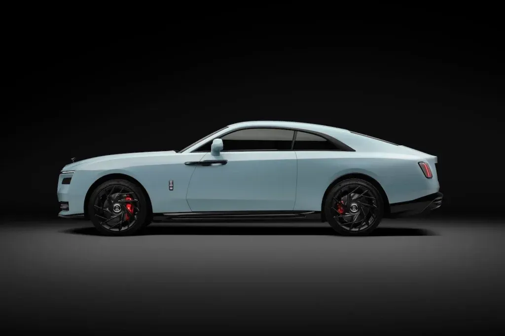 Rolls-Royce Spectre Series II: più autonomia e lusso | Elettronauti.it