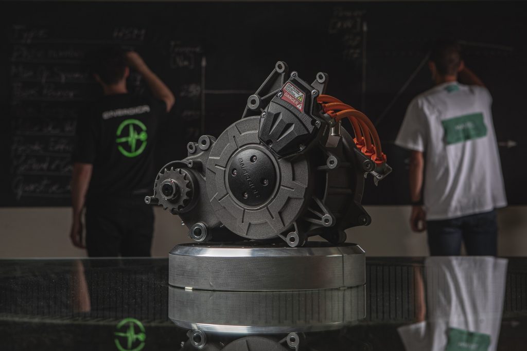 Salvini contro le elettriche per salvare l'industria automotive italiana, mentre Mavel decide di fornire la cinese Nio | Elettronauti.it