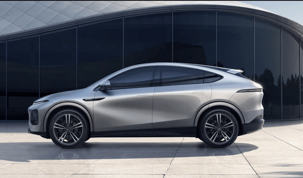 XPeng Motors lancia in Cina il SUV Coupé G6 al prezzo di 29.000 dollari, dando filo da torcere al Tesla Model Y. | Elettronauti.it