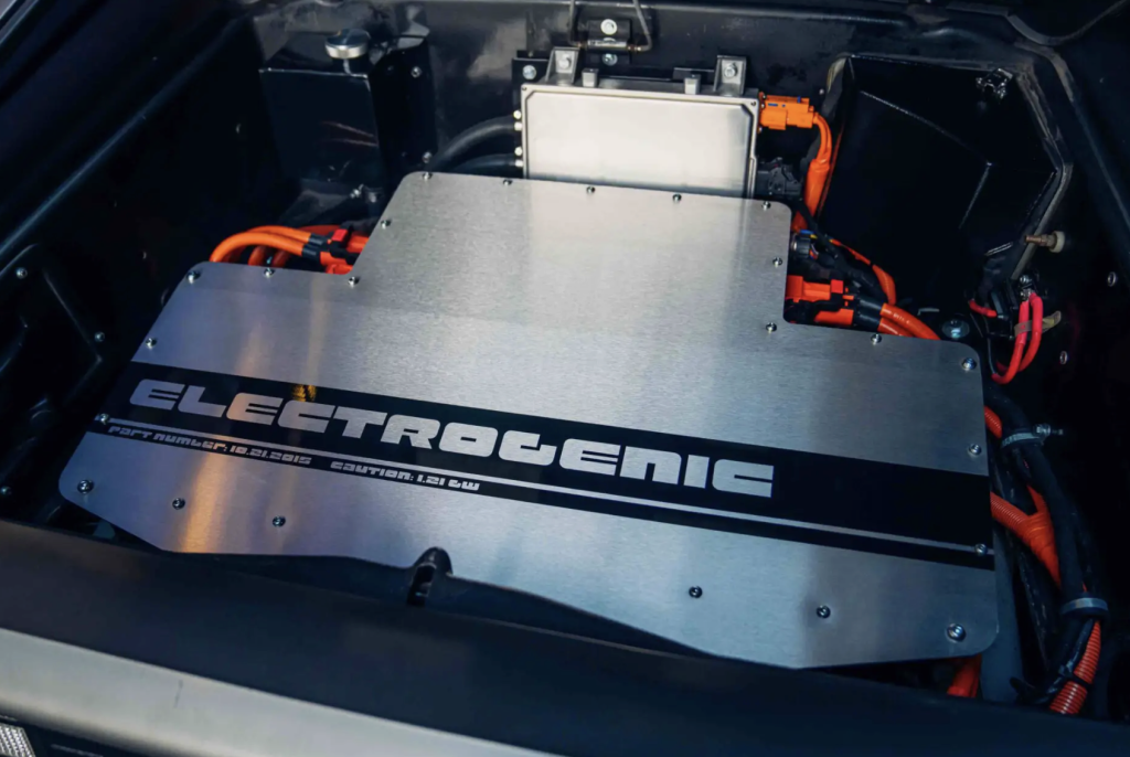 La DeLorean DMC-12  ritorna al futuro con un kit di conversione BEV. | Elettronauti.it