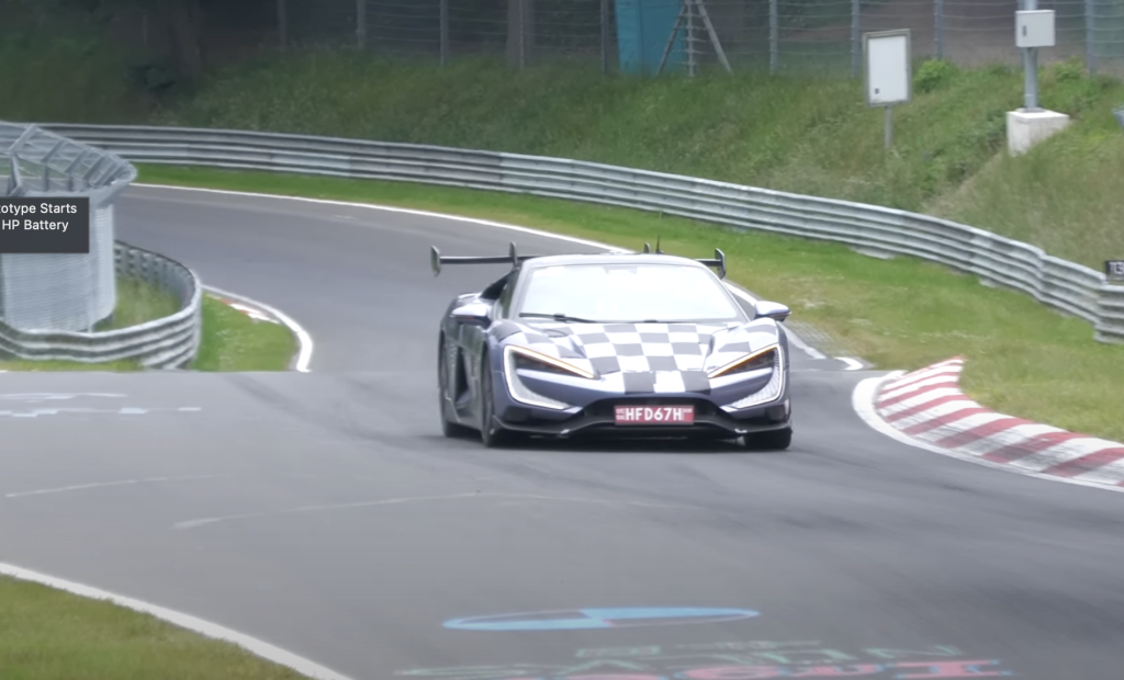 Avvistata al Nurburgring l'auto sportiva elettrica da 1.200 CV di BYD | Elettronauti.it