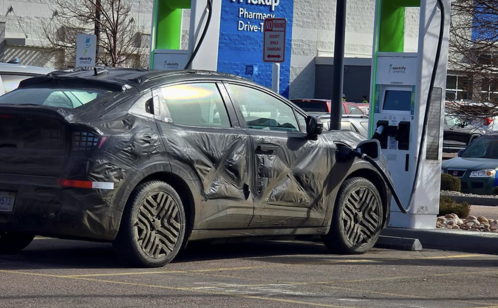 La nuova Nissan Leaf ai test camuffata | Elettronauti.it