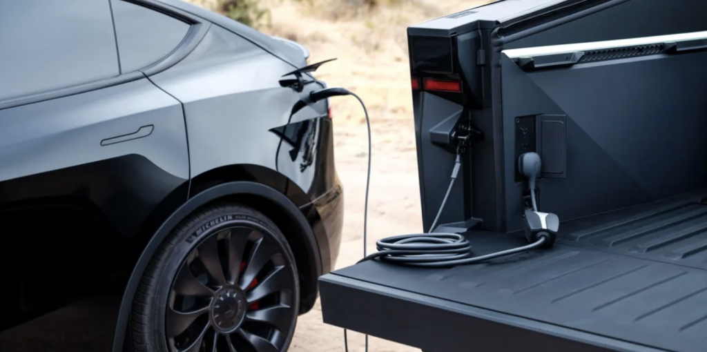 Model Y Performance - V2L | Elettronauti.it
