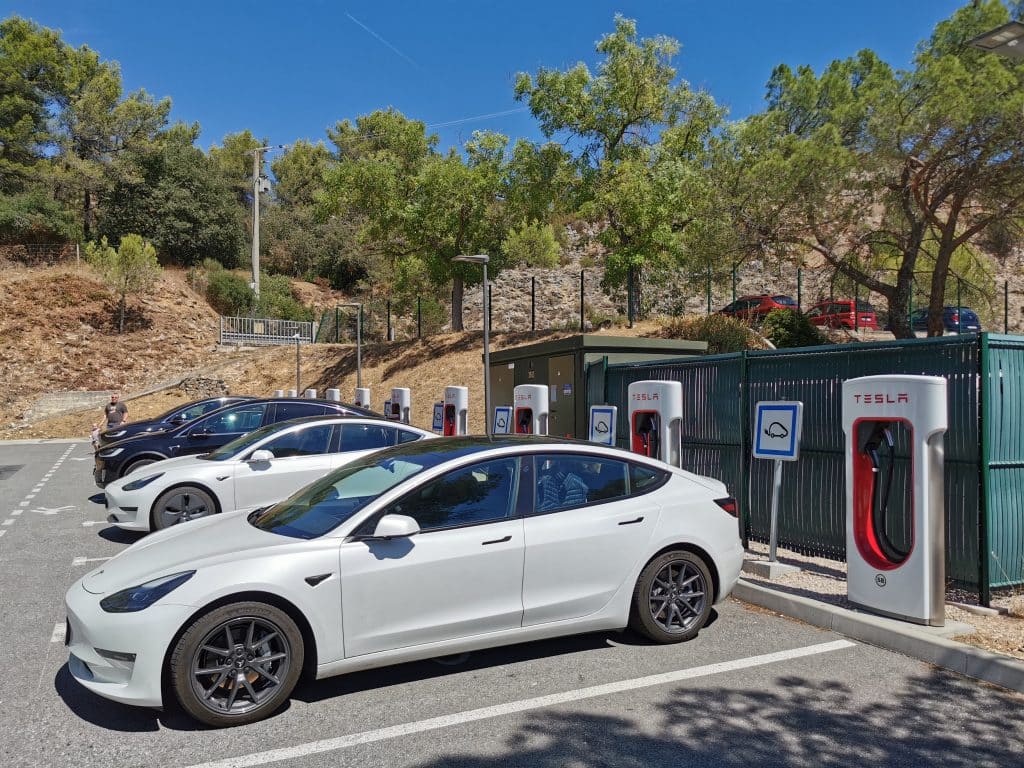 1000 chilometri con l’auto elettrica: dalla Lombardia alla Catalunya! | Elettronauti.it