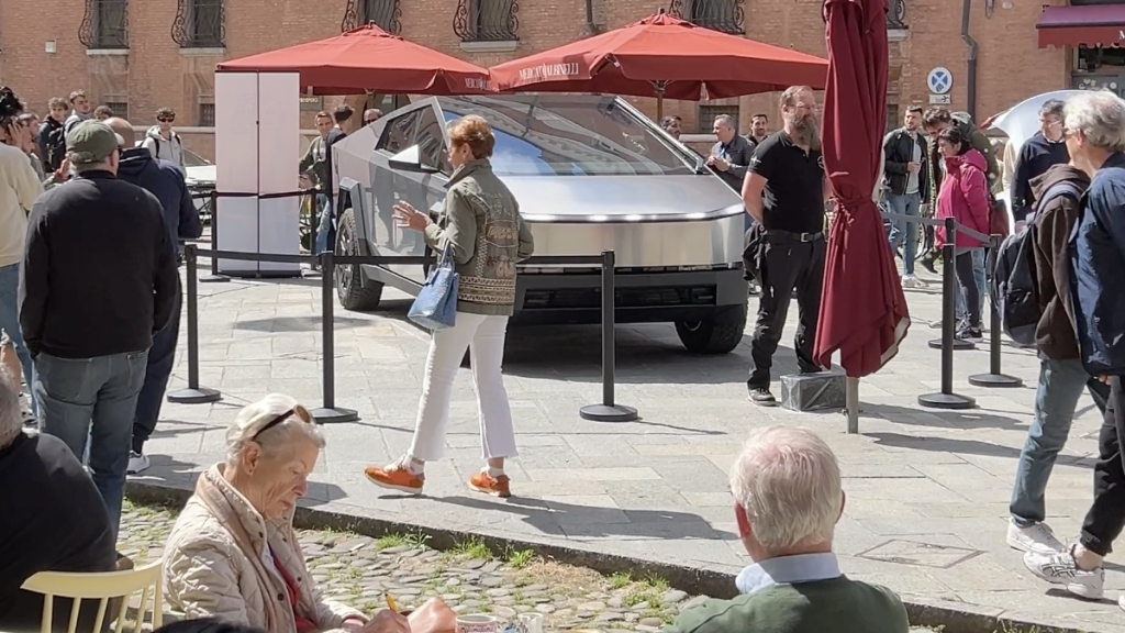 La cosa più pericolosa del Tesla Cybertruck? | Elettronauti.it