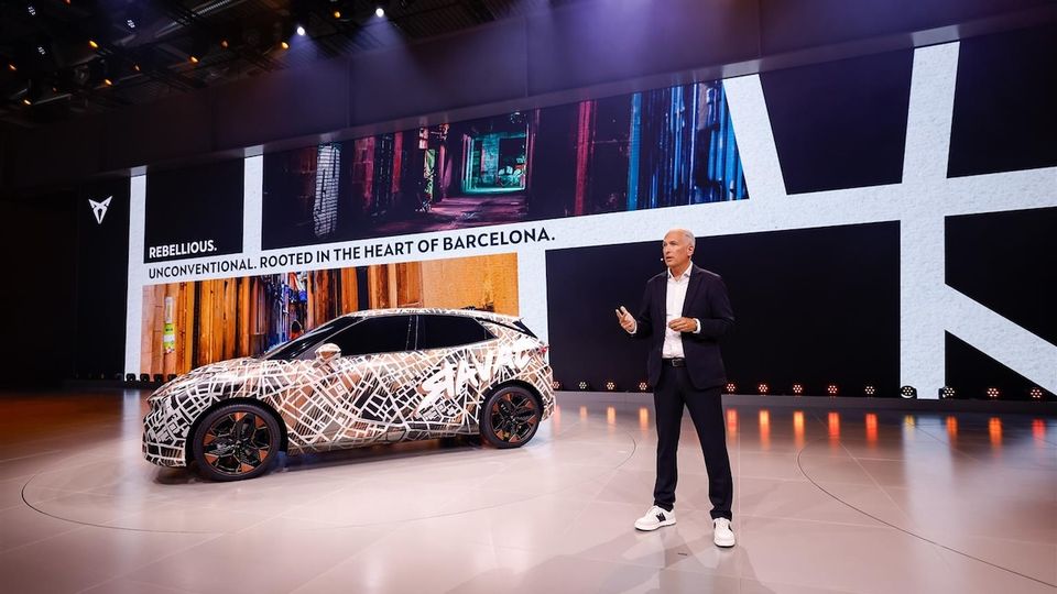 CUPRA Raval elettrica: debutto a Monaco e arrivo nel 2026