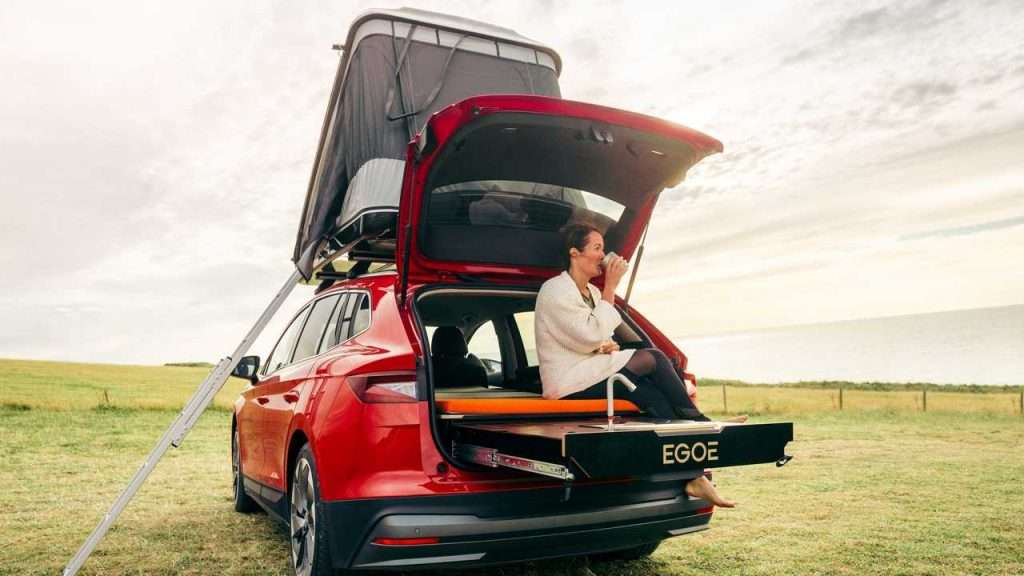 skoda enyaq camper porsteriore