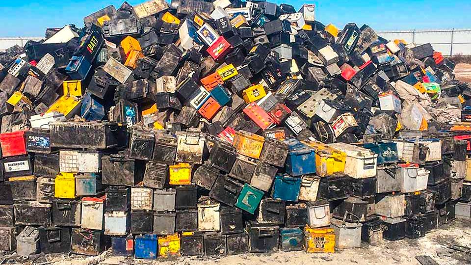 Solo le batterie delle auto elettriche inquinano