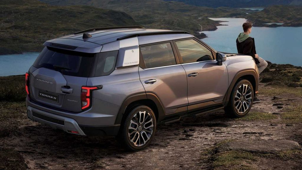 Ssangyong Torres Laterale