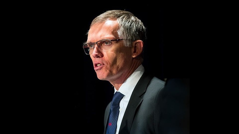 Il CEO di Stellantis Carlos Tavares si ritira, il suo successore sarà nominato in un secondo momento