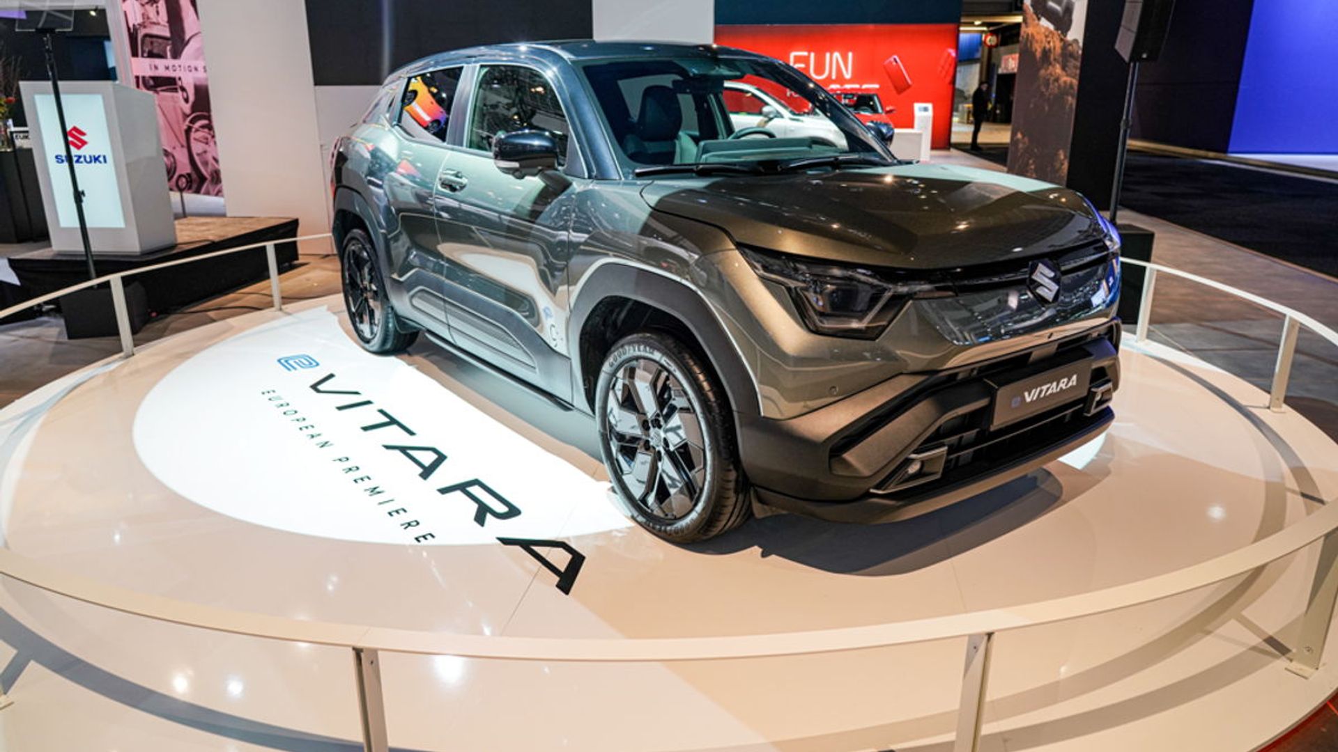 Suzuki ha presentato fisicamente, in prima Europea, la eVITARA, al Salone dell'Auto di Bruxelles