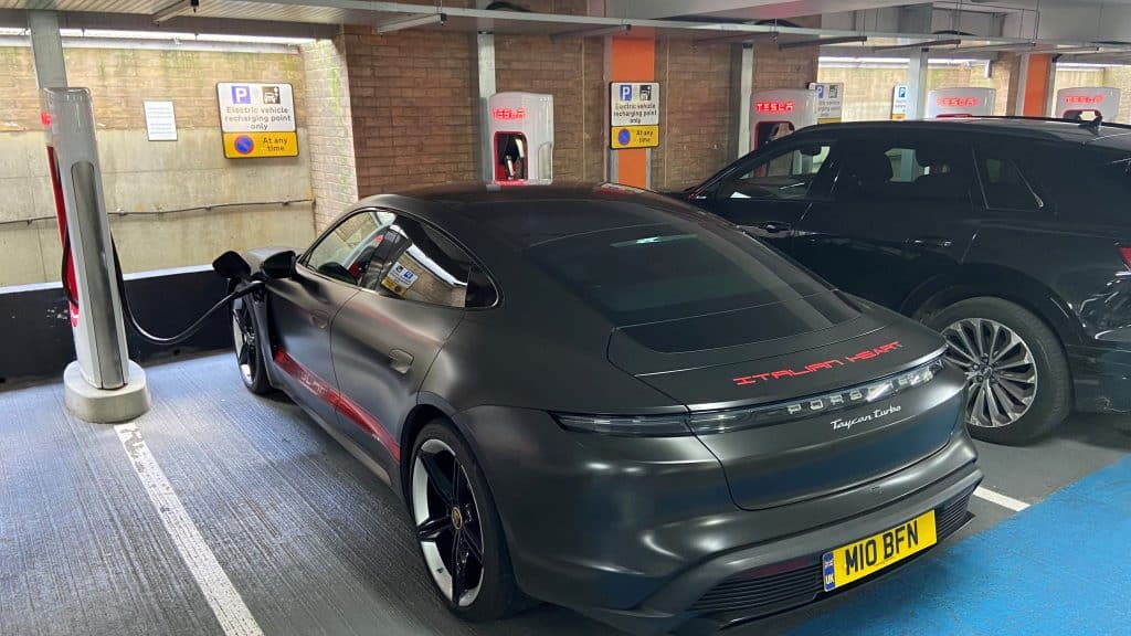 Porsche Taycan al Supercharger. La normalità tra qualche anno? | Elettronauti.it