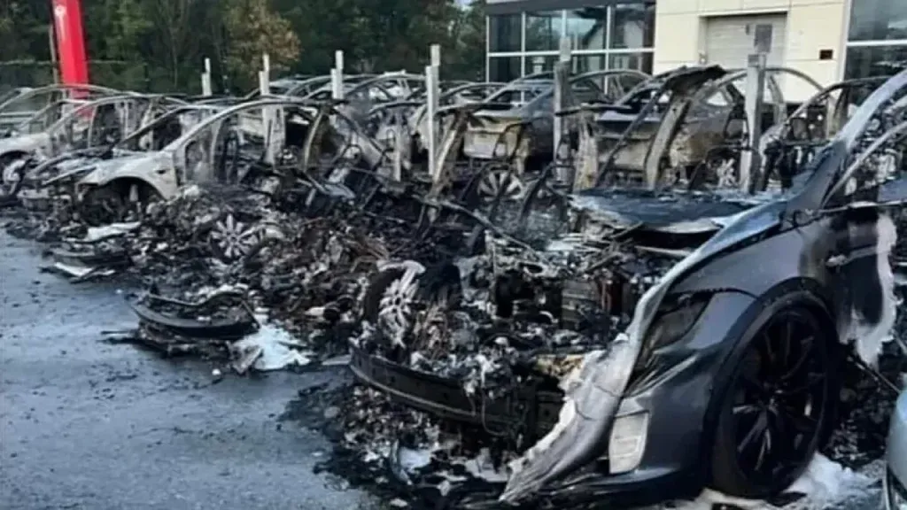 Tesla Store a Plaisance-du-Touch | Elettronauti.it
