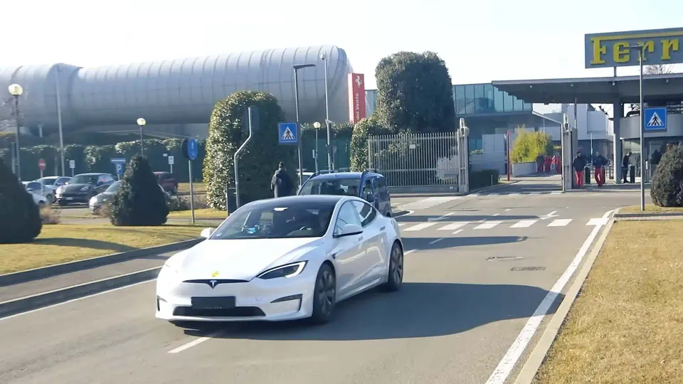 Tesla Ferrari