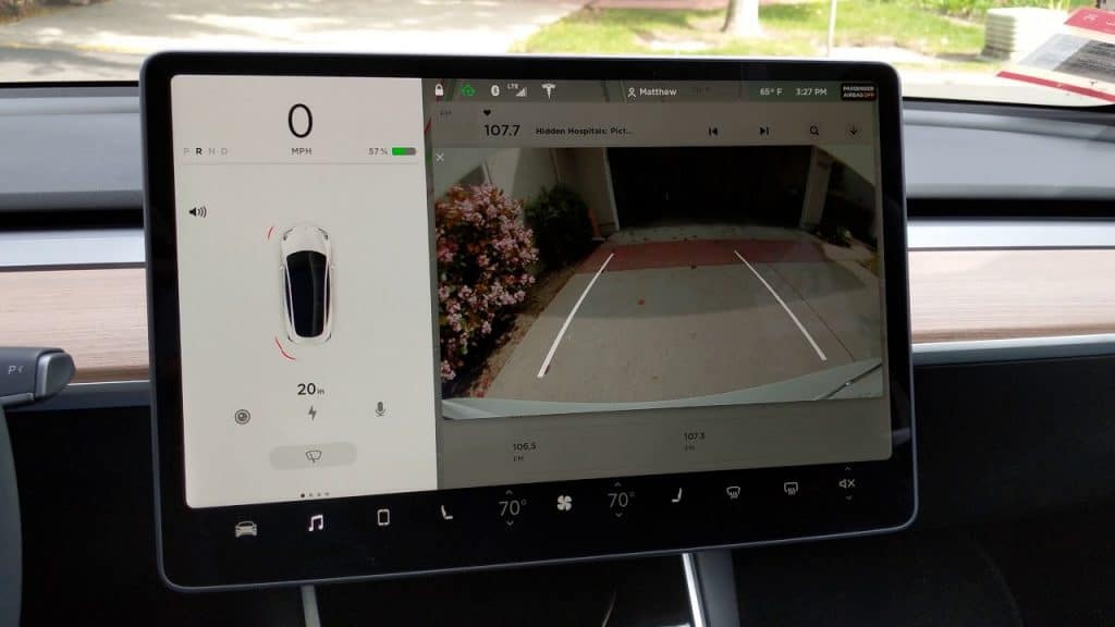 Tesla Model 3 e Tesla Model Y retrocamera | Elettronauti.it