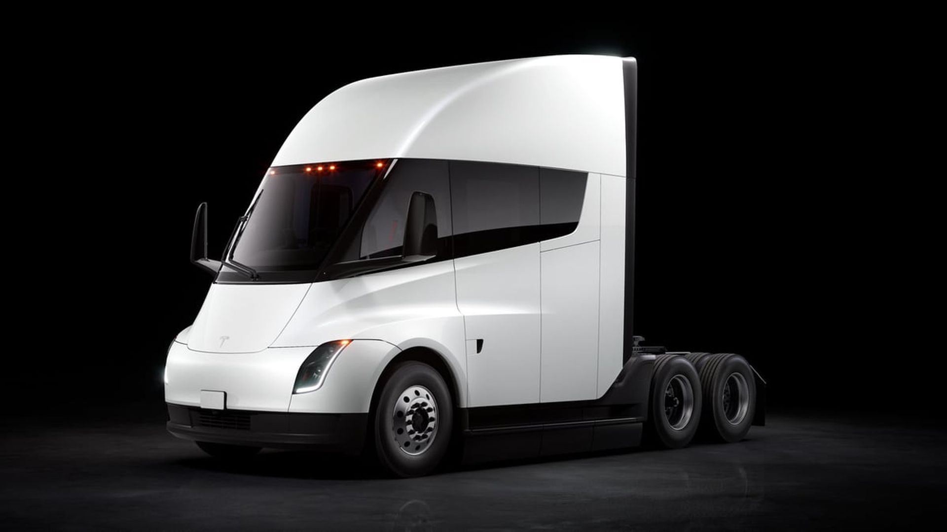 tesla semi render anteriore
