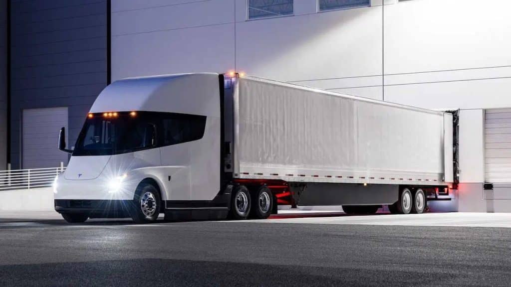 Elon Musk aggiorna la produzione di Tesla Semi | Elettronauti.it