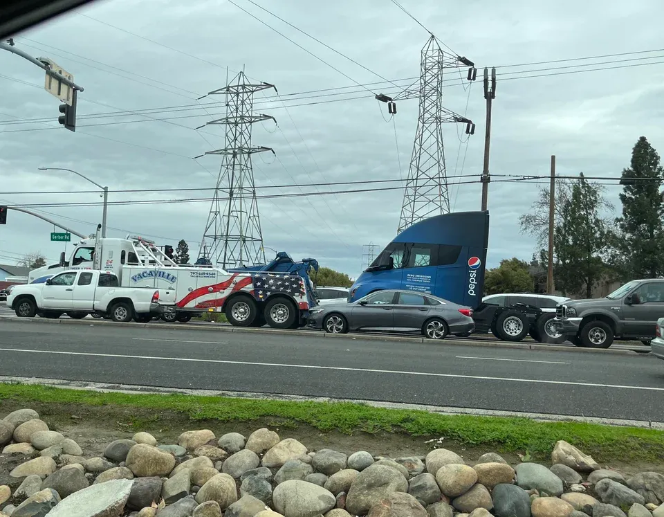 Tesla Semi Pepsi trainata - Elettronauti.it