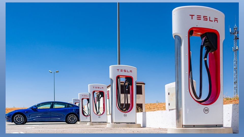È ufficiale: Elon Musk ha comprato Stellantis!