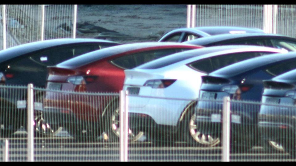 Tesla Nuovi Colori
