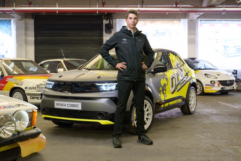 Opel Mokka GSE Rally: parte la stagione 2026 | Elettronauti.it