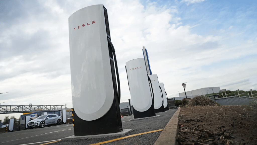 Tesla supercharger v4 | Elettronauti.it