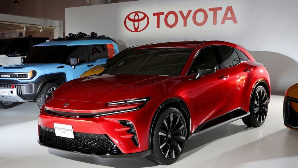 Toyota venderà quote di partecipazione in Denso, per 4.7 miliardi di dollari, mentre cerca di recuperare nella corsa dei veicoli elettrici.