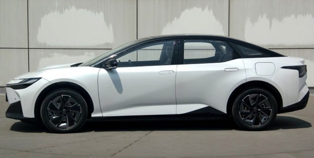Toyota BZ3 Laterale