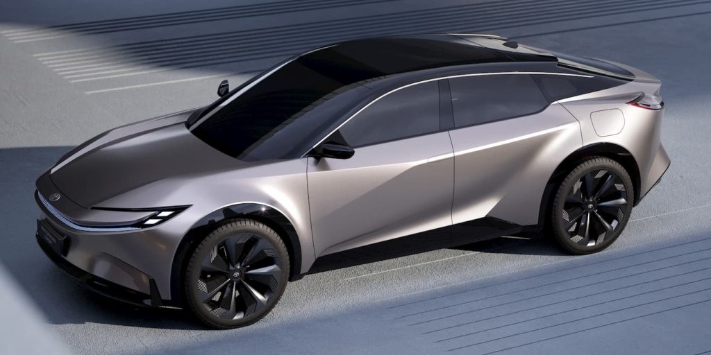 Toyota conferma lo Sport Crossover elettrico realizzato con BYD pronto nel 2025 | Elettronauti.it