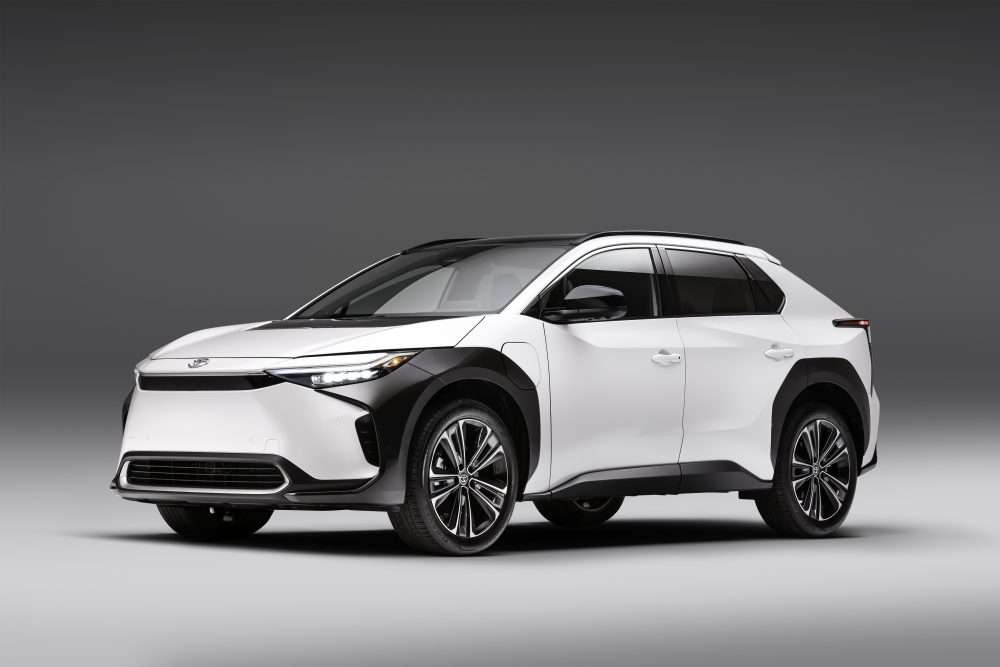 toyota bz4x anteriore