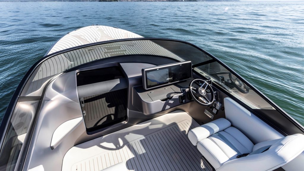 La completamente elettrica barca TRIDENTE di Maserati e Vita Power sul Verbano! | Elettronauti.it