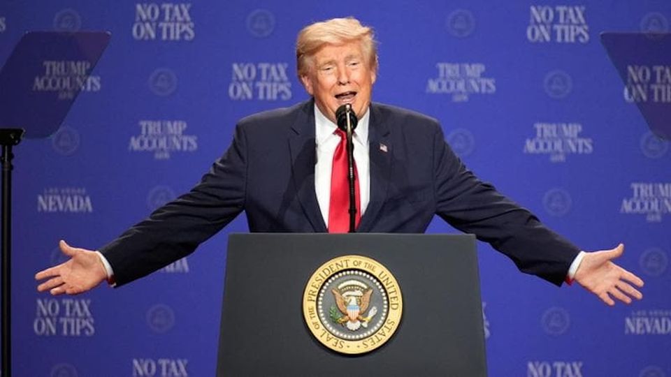 Trump: le auto elettriche sono una malattia