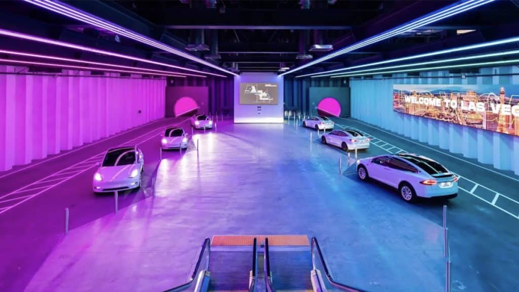 Il futuro è la guida sottoterra? La società Boring espanderà il "Vegas Loop" con 69 nuove stazioni | Elettronauti.it