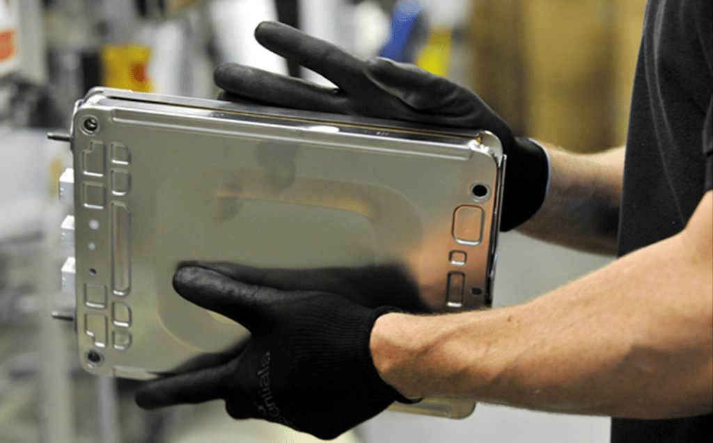 Che fine fanno le batterie esauste delle auto elettriche? | Elettronauti.it