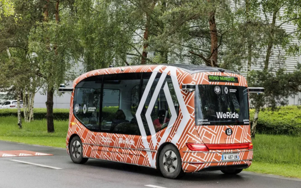 La guida autonoma di livello 4 di Renault per il trasporto pubblico  | Elettronauti.it
