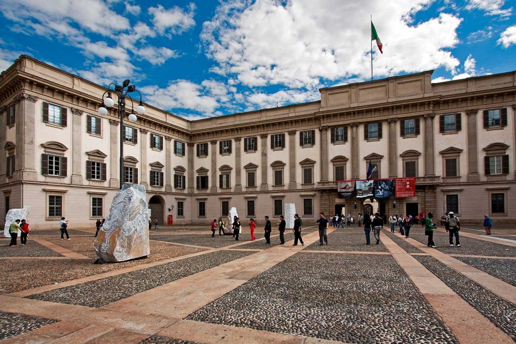 Usate i mezzi pubblici per non inquinare... dicevano... | Elettronauti.it