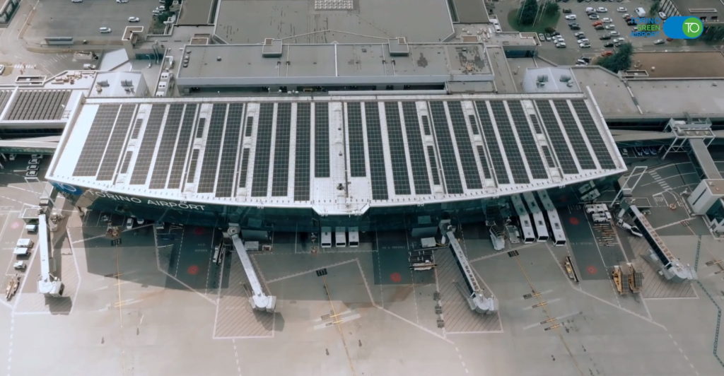 Torino Airport, con l'impianto fotovoltaico da 1,4MW è ora l'aeroporto più green d'Italia | Elettronauti.it