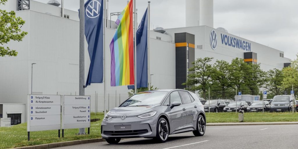 Volkswagen lancerà il nuovo SUV elettrico e la Golf EV nel principale stabilimento tedesco | Elettronauti.it