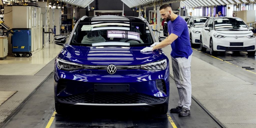 Volkswagen lancerà il nuovo SUV elettrico e la Golf EV nel principale stabilimento tedesco | Elettronauti.it